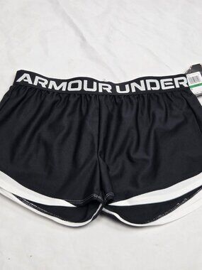 NWT Under Armour Girls Short Size L